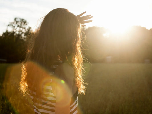 Why Looking Into Sunlight Can Trigger Migraine